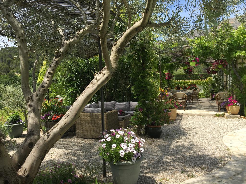Le Grand Jardin Bed & Breakfast Lafare Exterior foto