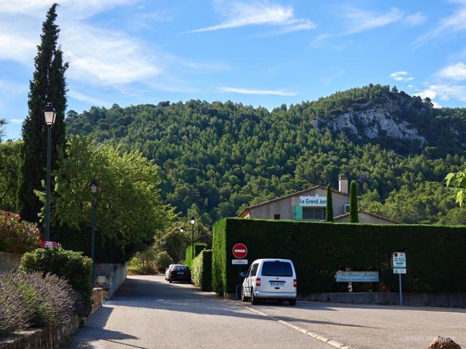 Le Grand Jardin Bed & Breakfast Lafare Exterior foto